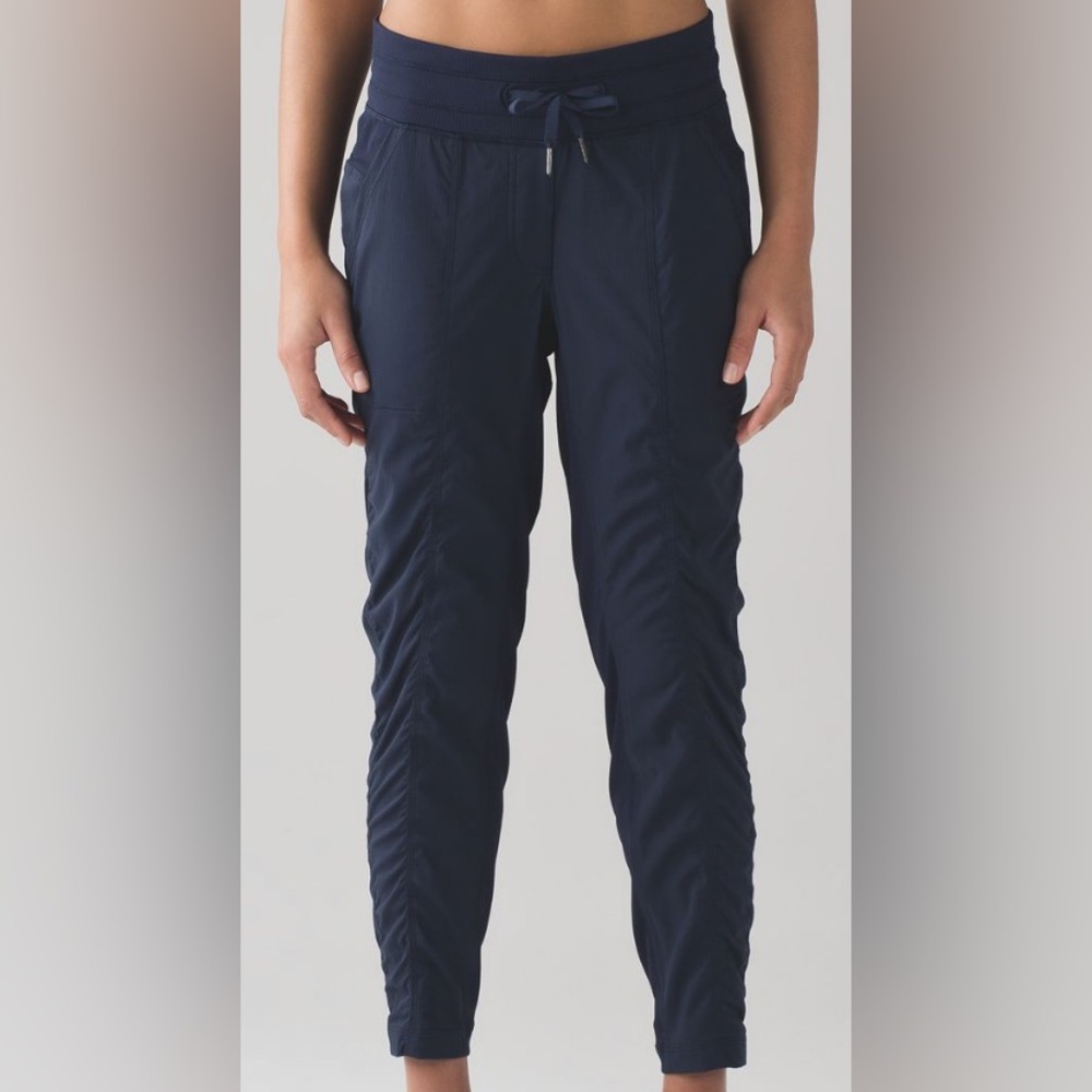 Lululemon Dance Studio Pant Blue Size 10 & 28" Inseam EUC Retails $118